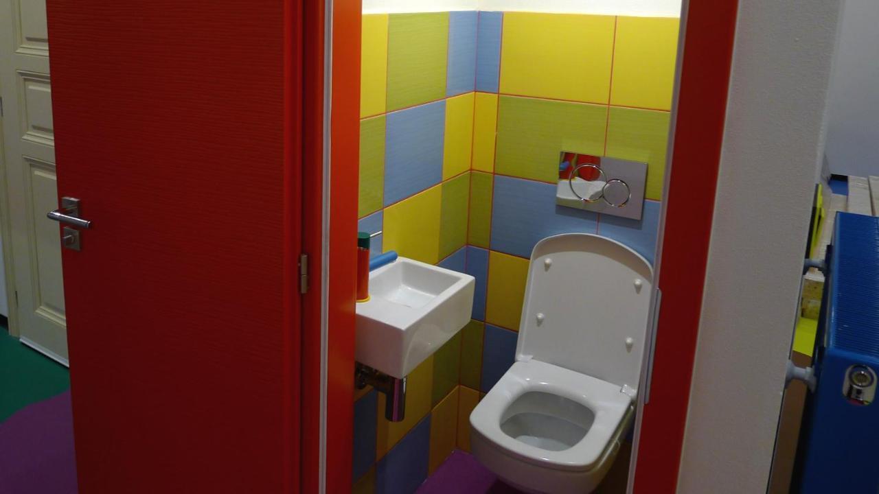 Colours - Your 7 Colour Experience In Centre Of Apartment Prague