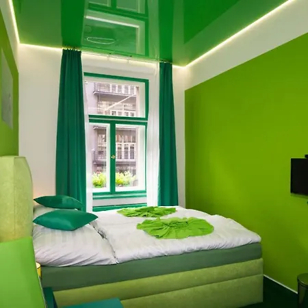 Apartment Colours - Your 7 Colour Experience In Centre Of Prague Exterior photo